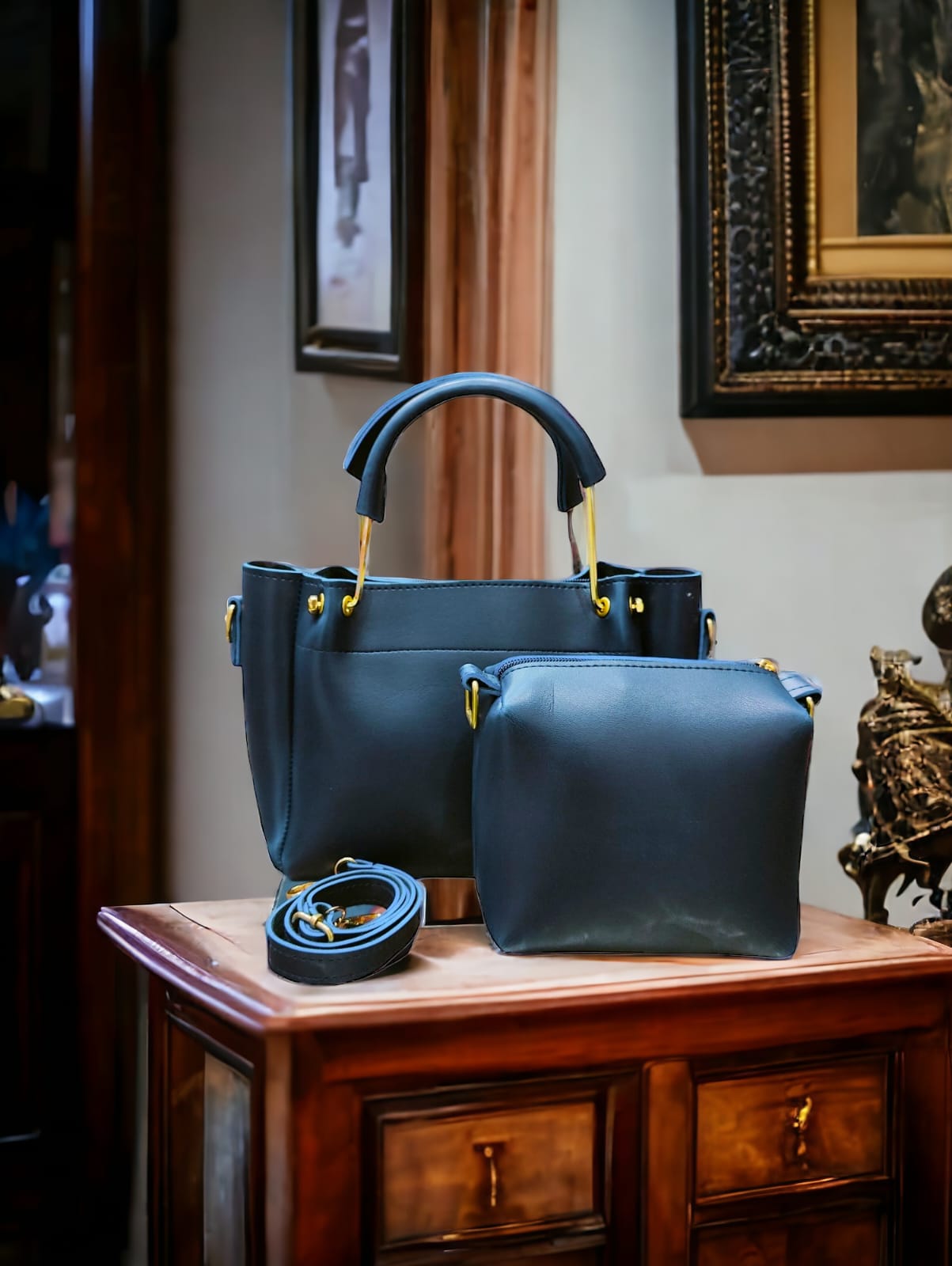 Women's Hand And Shoulder Bag + Small Inner And Crossbody Bag